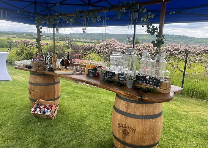 Marjána Vendégház Mníšek pod Brdy